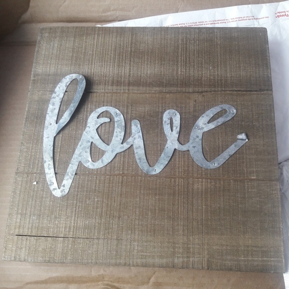 Other - "Love" wall Plaque